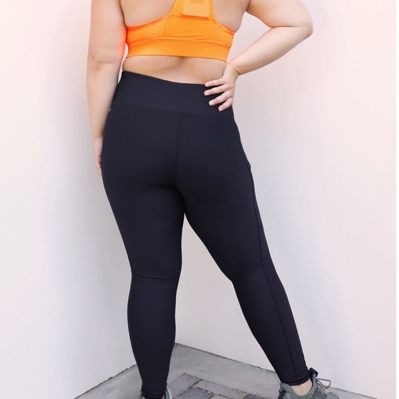 Fabletics Cold Weather High-Waisted Pocket Leggings Women size XL - Picture 3 of 11